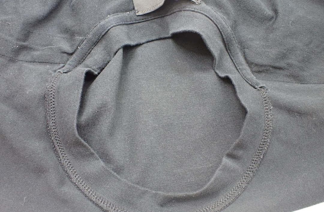 【美品】PRADA プラダ ブラック Tシャツ 左胸ポケット付き M