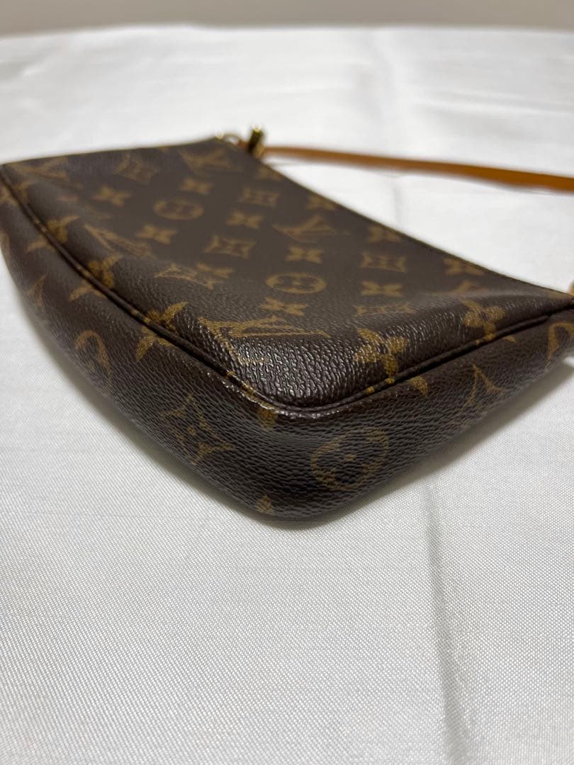 ルイ・ヴィトン アクセソワール ポシェットM40712