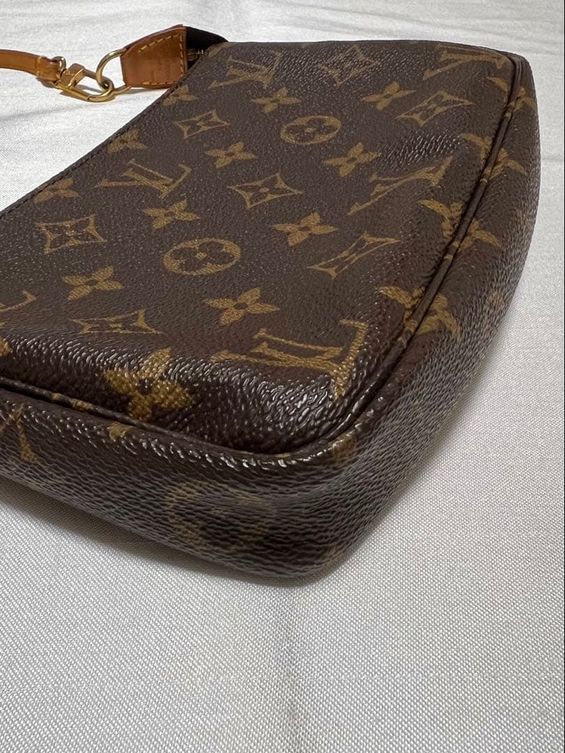 ルイ・ヴィトン アクセソワール ポシェットM40712