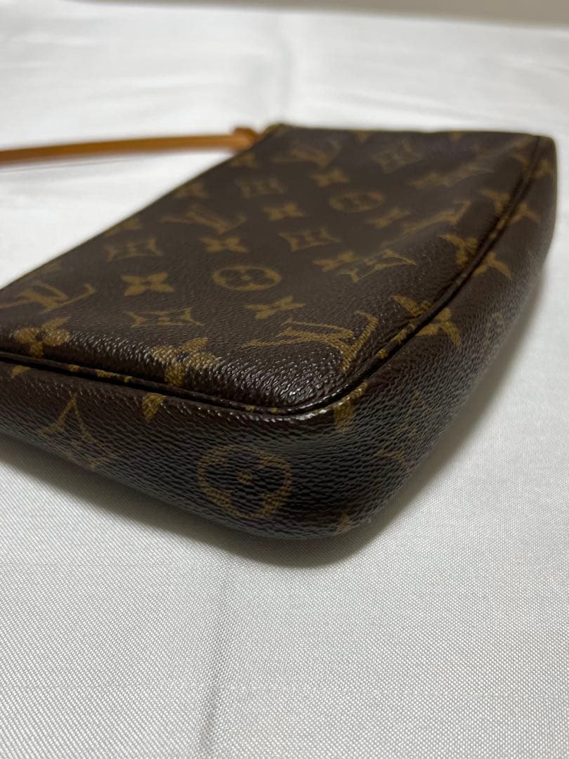 ルイ・ヴィトン アクセソワール ポシェットM40712