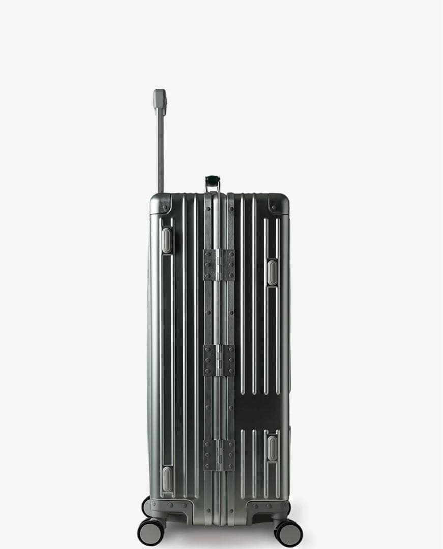 新型・新作・新品未使用 イノベーター・アルミキャリーケース・クールグレー・70L