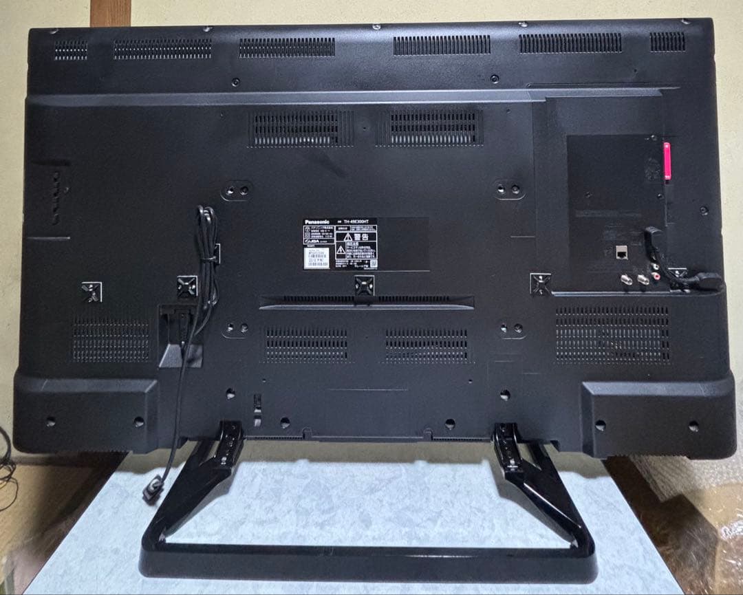 Panasonic TH-49E300HT 49インチ液晶テレビ【中古品】