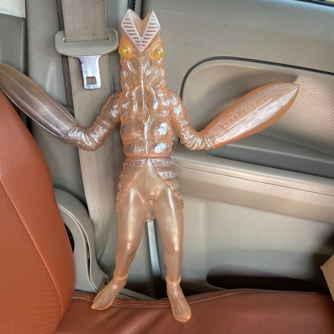 ウルトラマンシリーズ 怪獣 透明オレンジ　ソフビ