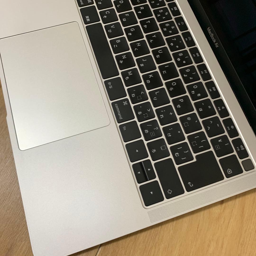 Macbook Air 2019 Intel Core i5 13インチ