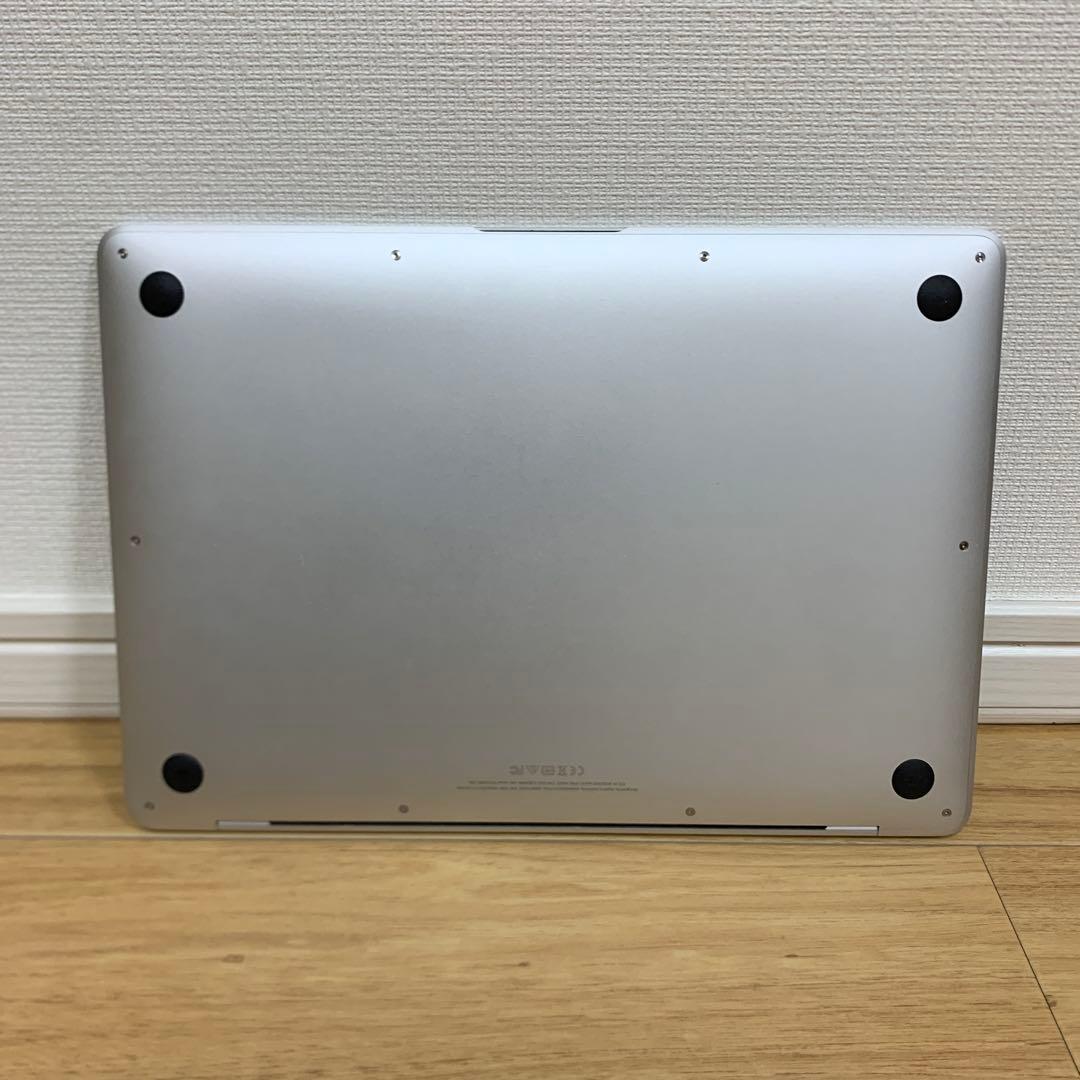 Macbook Air 2019 Intel Core i5 13インチ