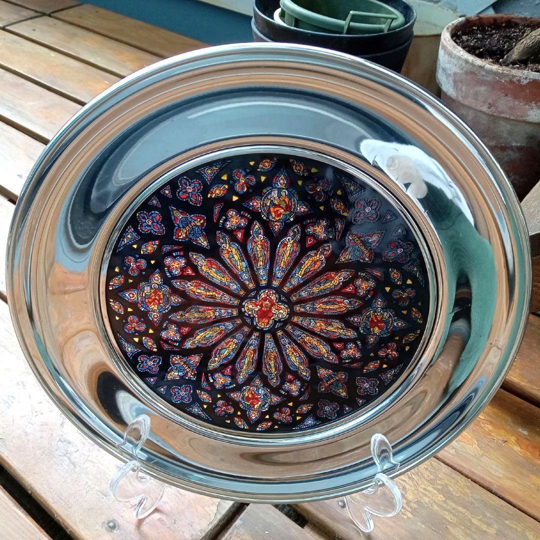 セント・ジョン・ザ・ディヴァイン大聖堂 ステンドグラス バラ窓グラスマスターズ社