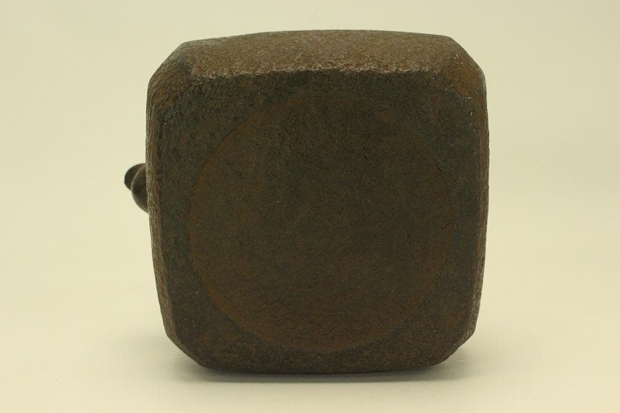 四方 在銘 持ち手 銀象嵌 鉄瓶 未使用 時代物(A677)