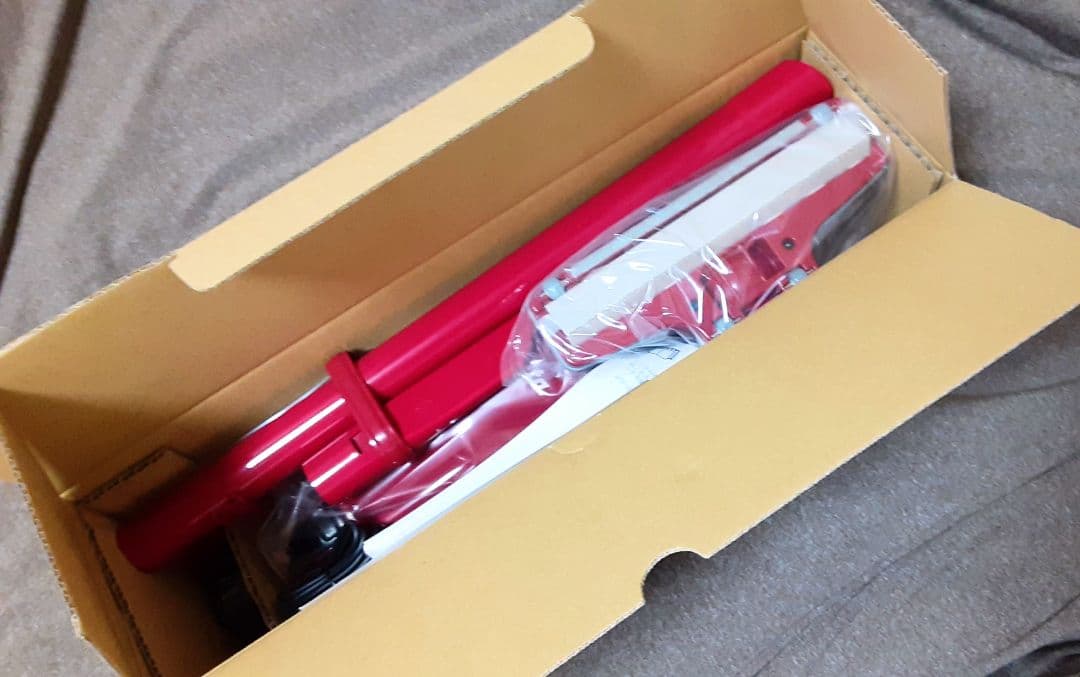 ポ*ポ様 マキタ CL116DWR 充電式クリーナー レッド