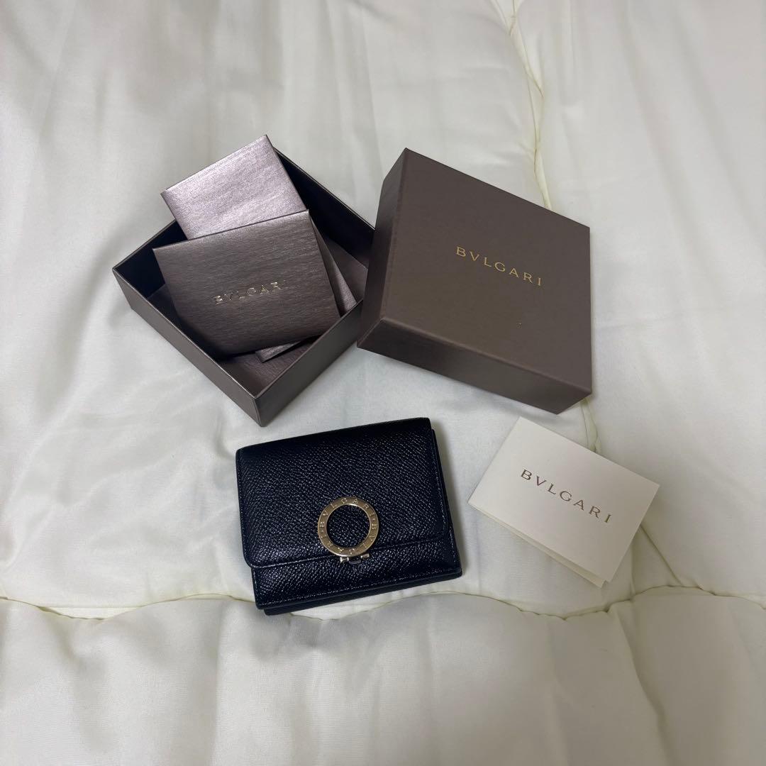 BVLGARI ブラックレザー 三つ折り財布