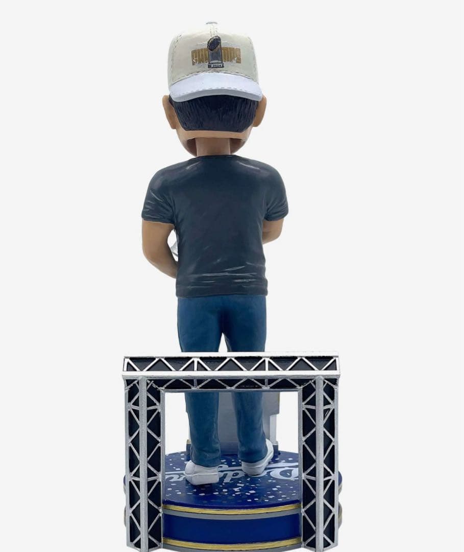 ワールドチャンピオン　優勝セール 大谷翔平　￼ドジャーズ　ボブヘッド105