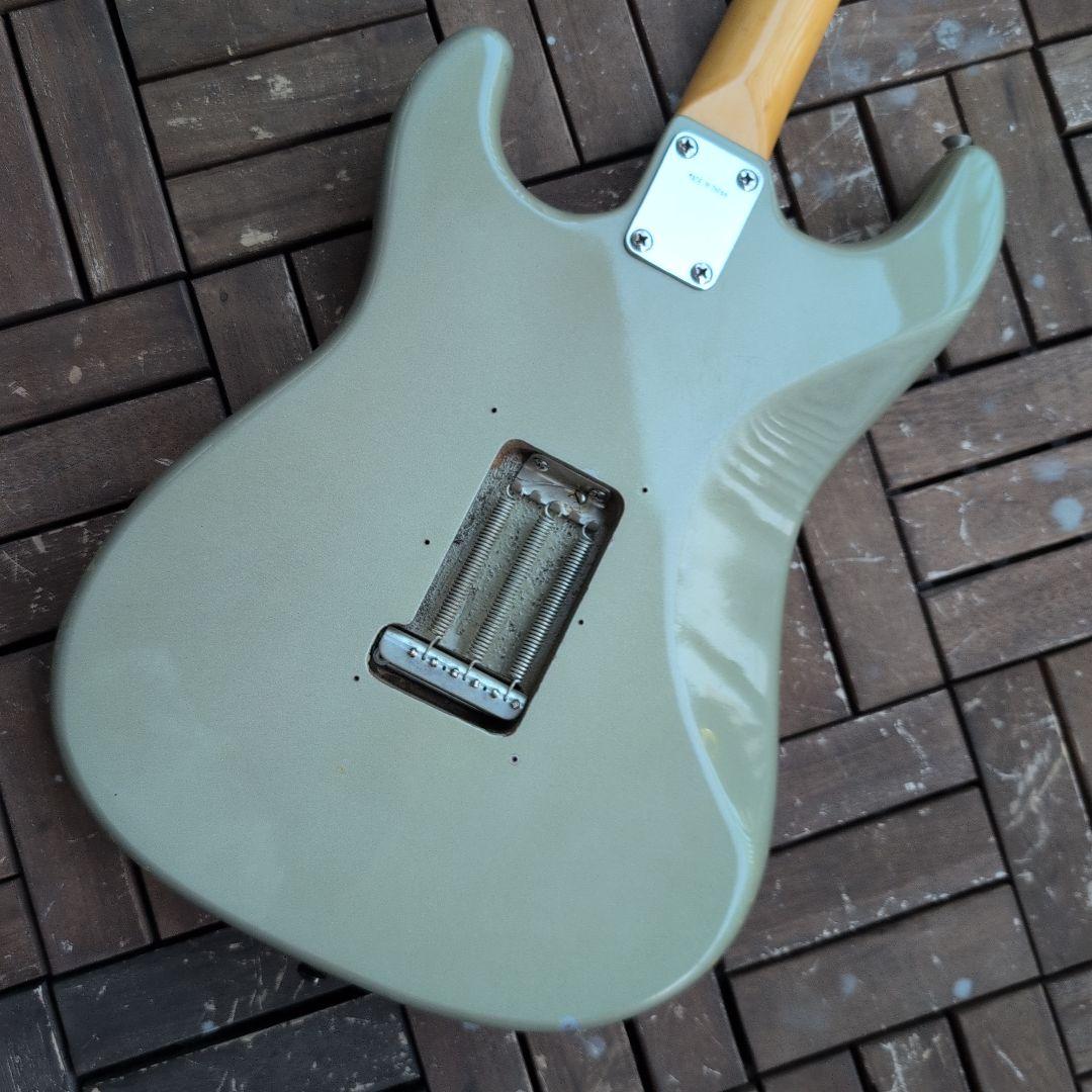 JAPANビンテージ Fresher ストラト9VブラスターSW付！