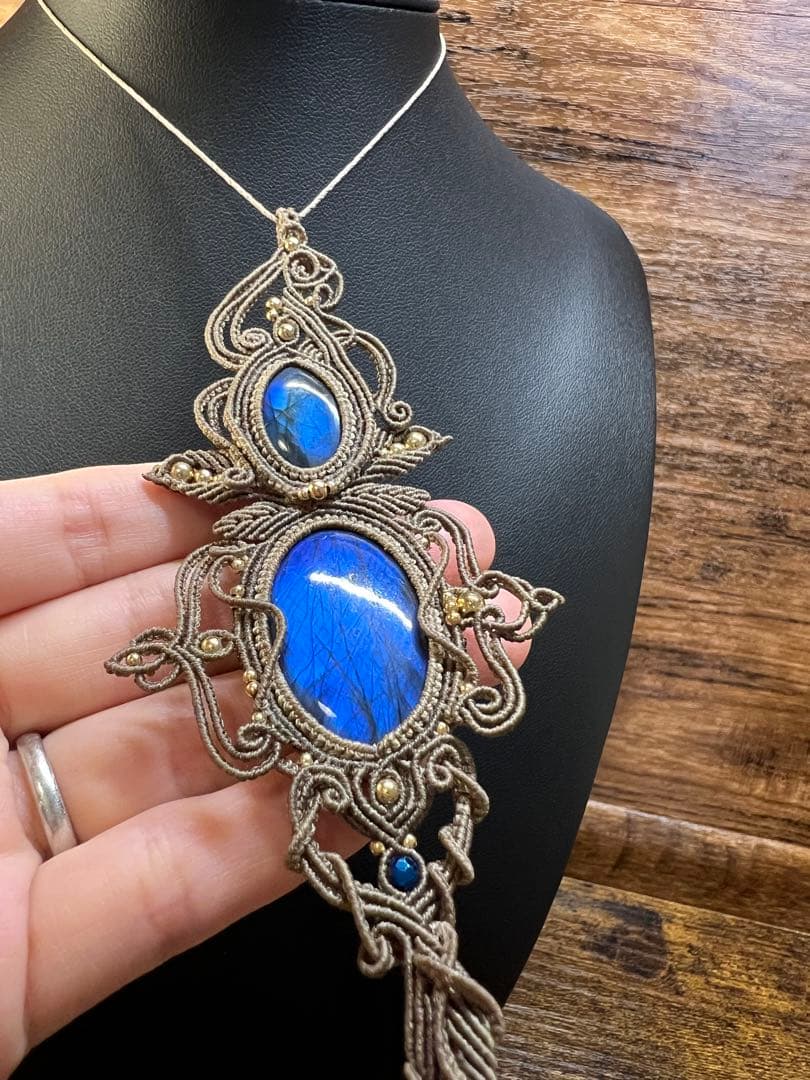 【handmade_Luna】マクラメ×ラブラドライト ネックレス