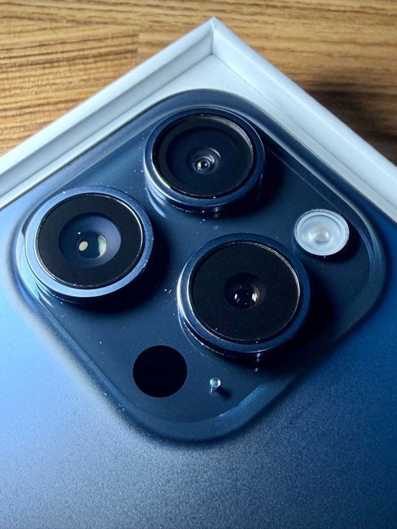 iPhone15 Pro 256GB (SIMフリー) ブルーチタニウム　美品