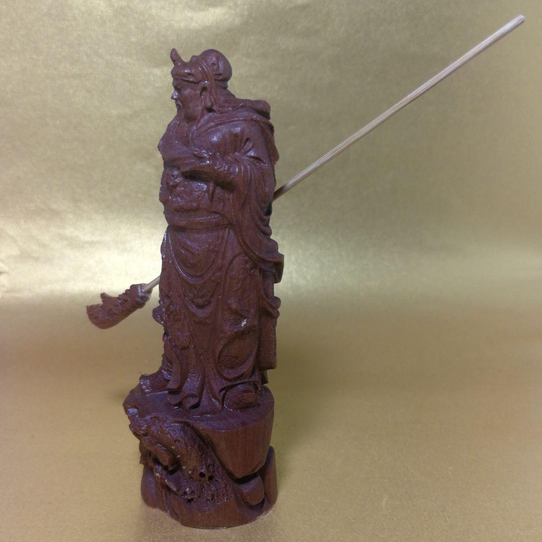 白檀彫刻提刀関羽様立像(整理番号:Q45)