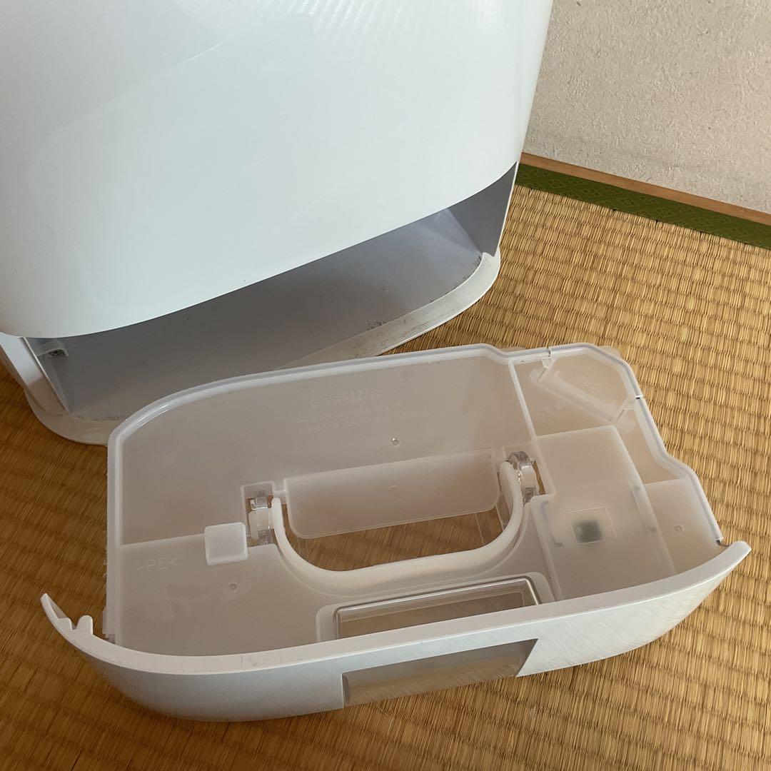 2021年製　衣類乾燥除湿機　Panasonic パナソニック　F-YZU60