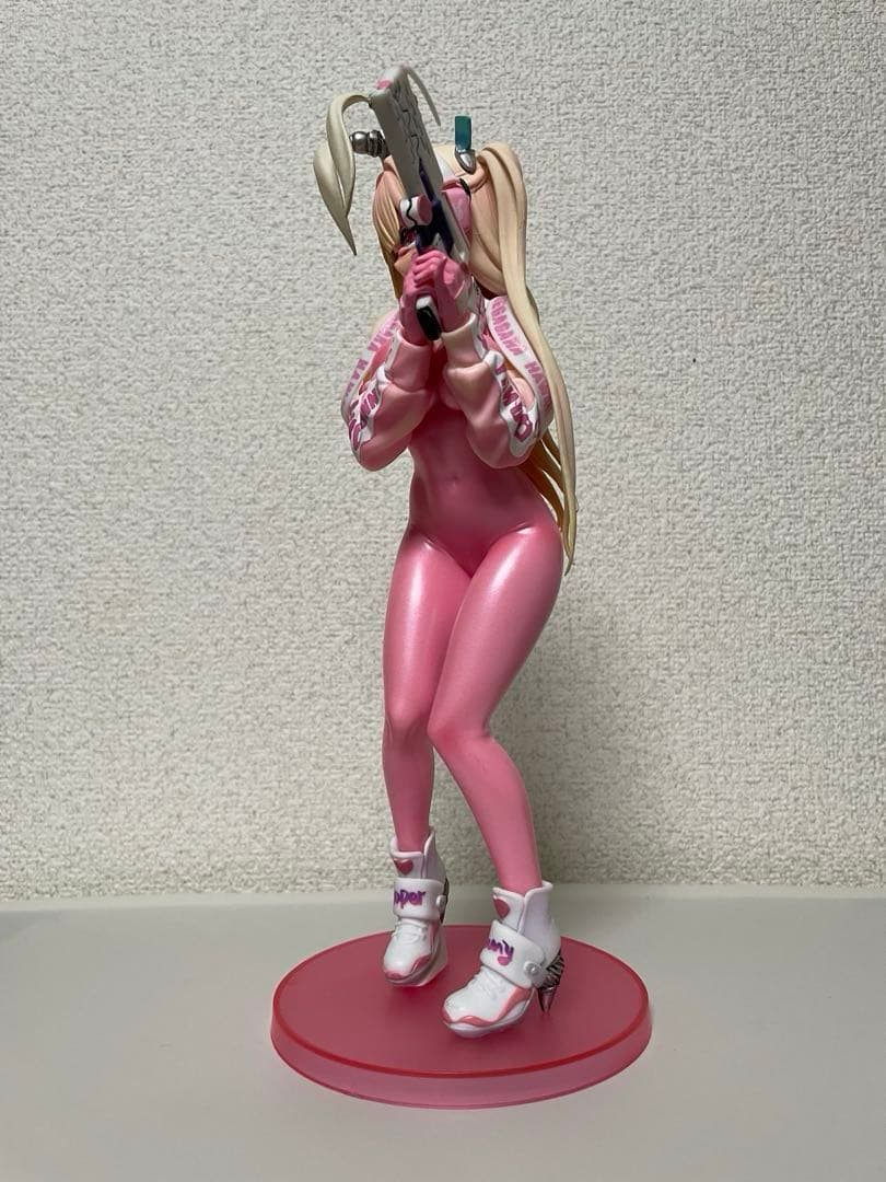 Super Bunny 1/6 完成品フィギュア