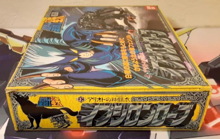 入手困難　希少　当時物　イーグルクロス　聖闘士聖衣大系　神闘衣　聖闘士星矢