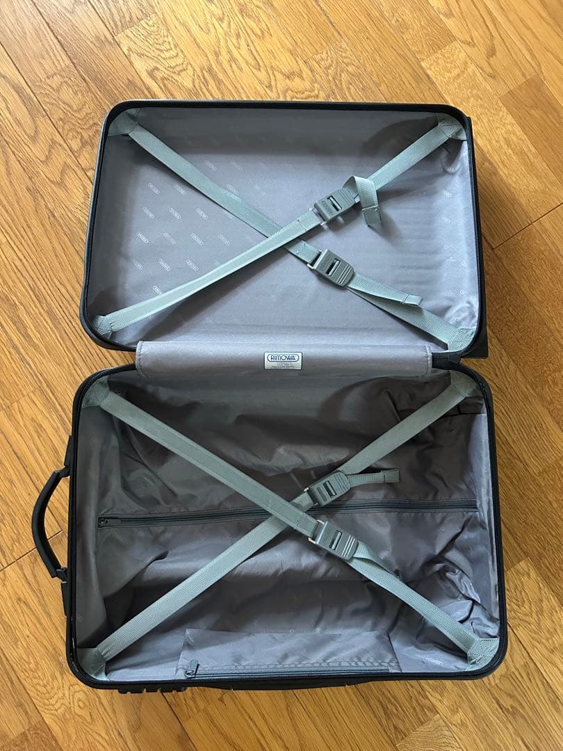 RIMOWA リモワ サルサ 35L マットブラック 機内持ち込みサイズ