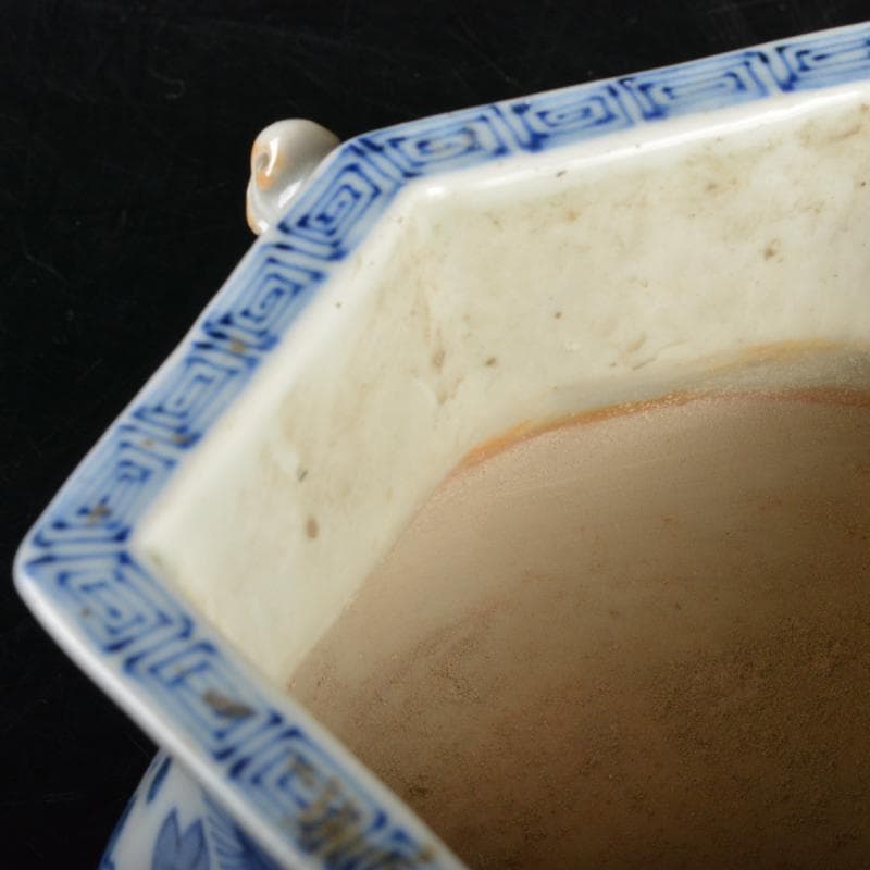 瀬戸焼　古瀬戸　染付　鳳凰花文　双耳六角香炉　M　R7342