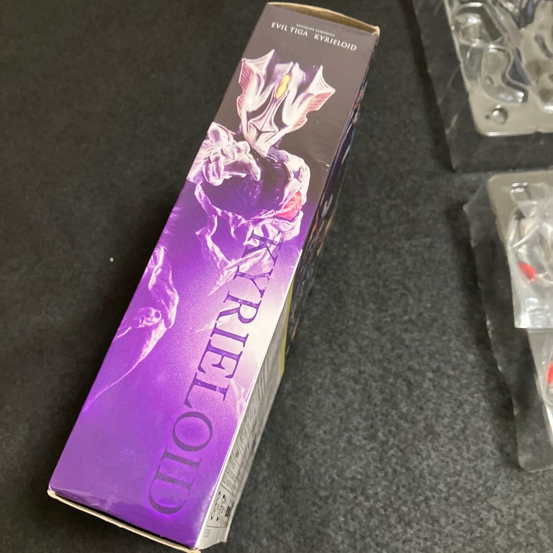 イーヴィルティガ キリエロイド アルティメットルミナス ウルトラマン