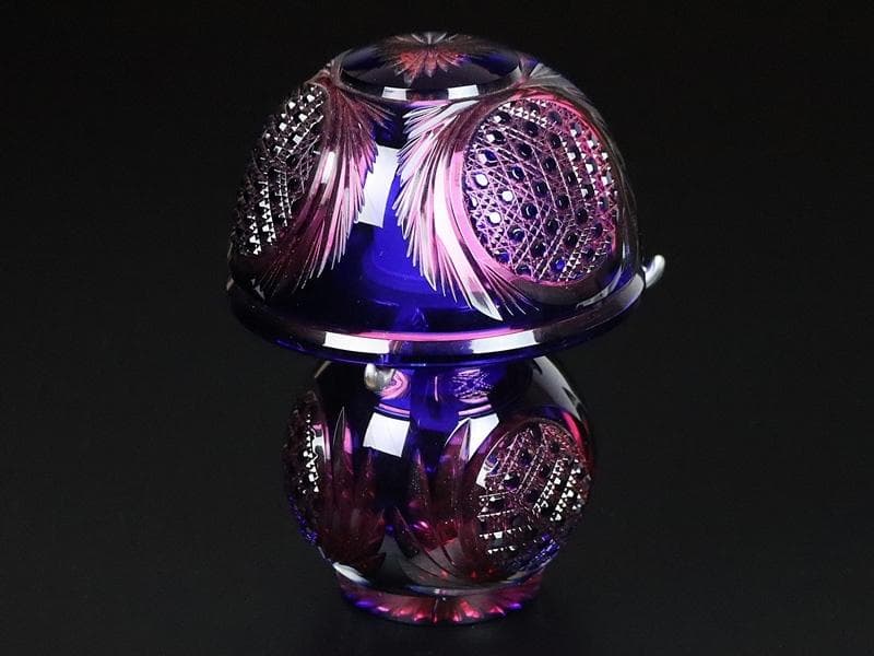 【未使用】黒木国昭　秀逸作　二色被せガラスランプ　銘「綾切子」共箱