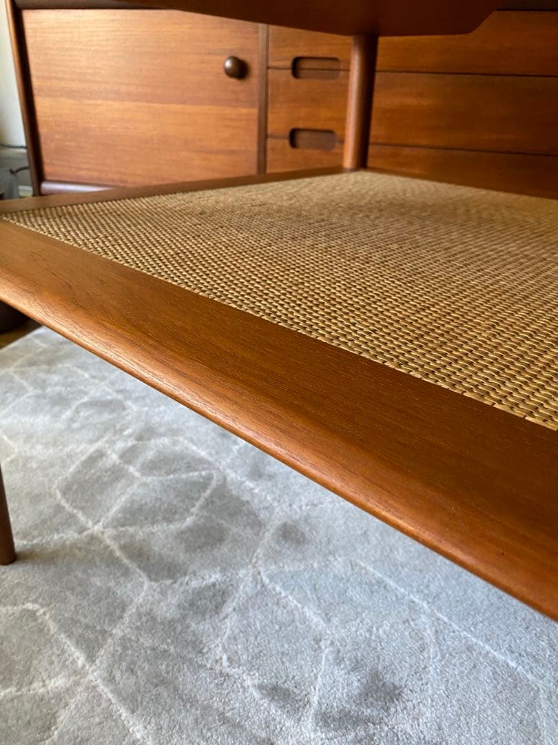 希少　デンマーク　ピーター・ビッツ＆オルラ・モルガードニルセン　コーナーテーブル