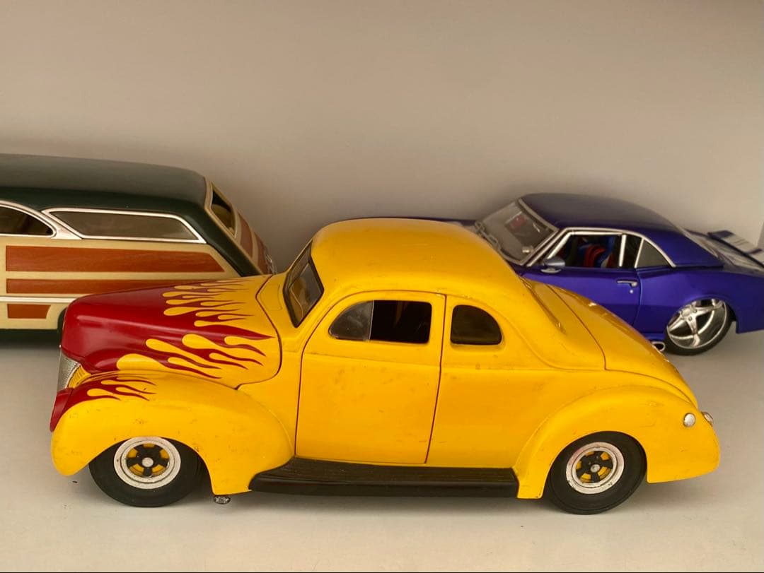 1/18 アメ車　ミニカー　フォード　クーペ　ホットロッド　1940s