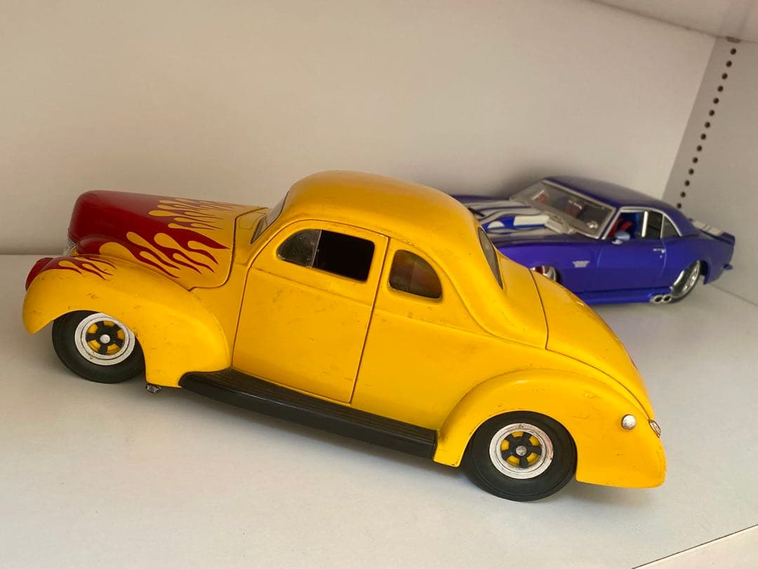 1/18 アメ車　ミニカー　フォード　クーペ　ホットロッド　1940s