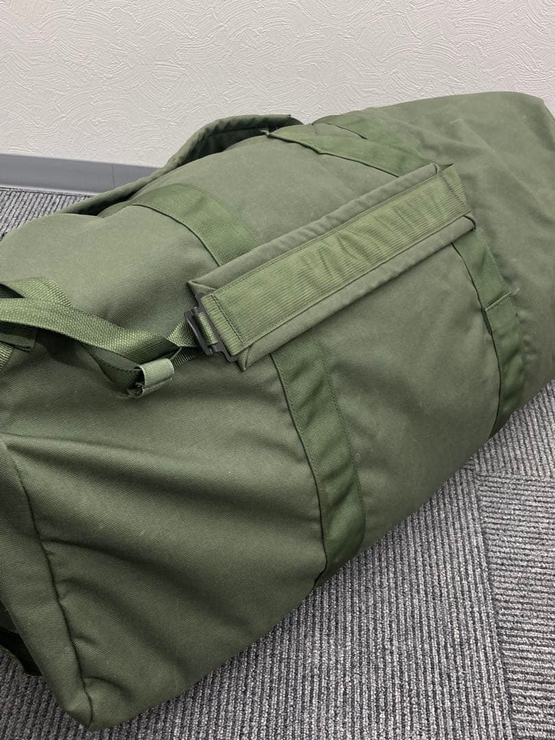 米軍実物 新型トランスポート ダッフルバッグ DUFFEL 軍事バッグ 放出品★