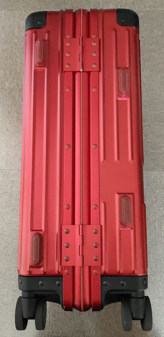 イノベーター Sサイズ INV1811 機内持ち込み 36L