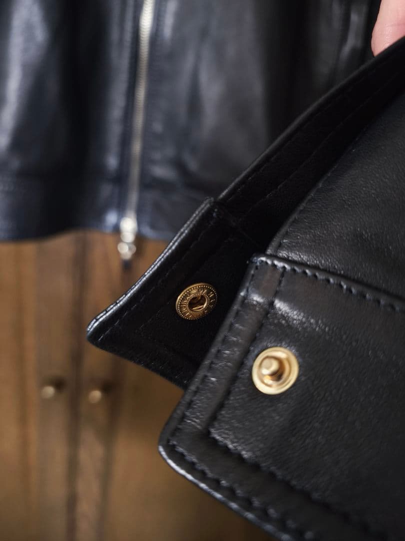 EMMETI JURI ゴールドジップ　ブラック　46