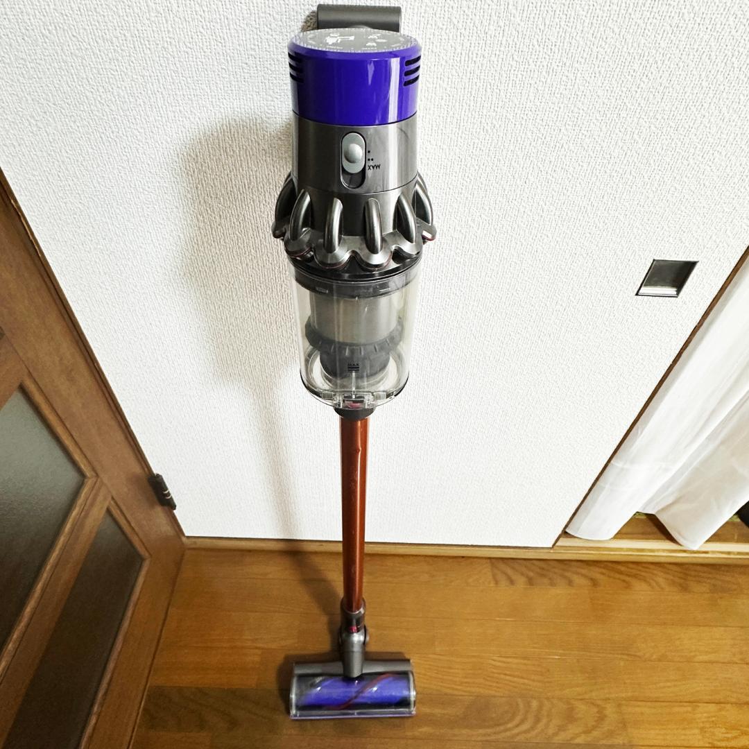 動作確認済　ダイソン　コードレスクリーナー　掃除機　dyson　SV12　V10