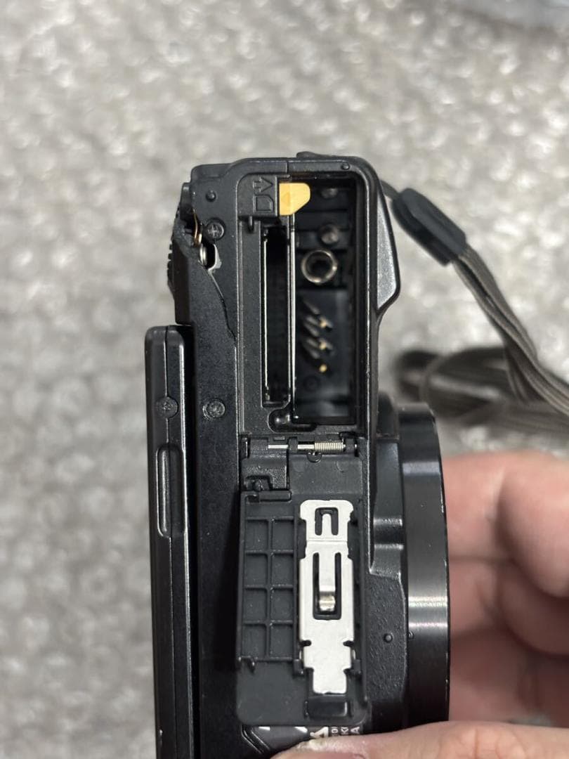 コンパクトデジタルカメラ　Nikon COOLPIX S9900 不動