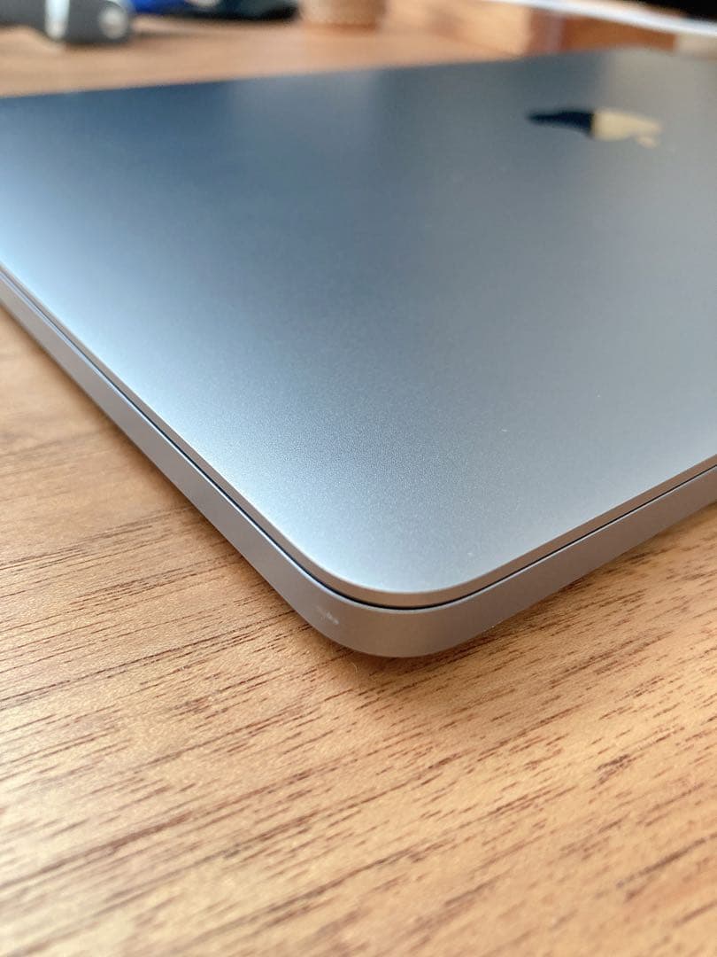 Apple MacBook 13incスペースグレー2016 8GB 251GB