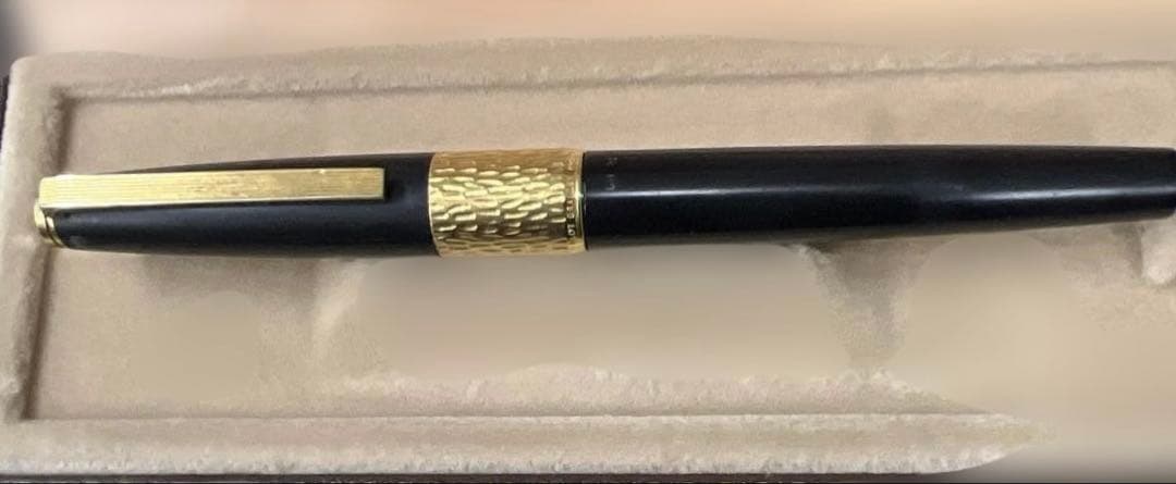 大幅値下げ‼️PILOT GRANDEEゴールド装飾付高級万年筆 18K大型ペン先