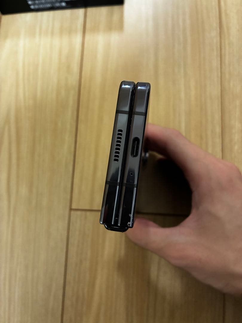 にこ　Galaxy Z Fold5 256GB au版 Phantom