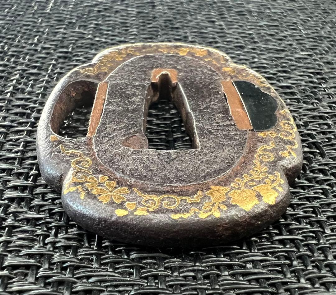 刀鍔 短刀用 肥後象嵌 金象嵌 無銘 鉃地 年代物 箱付き 中布有 アンティーク