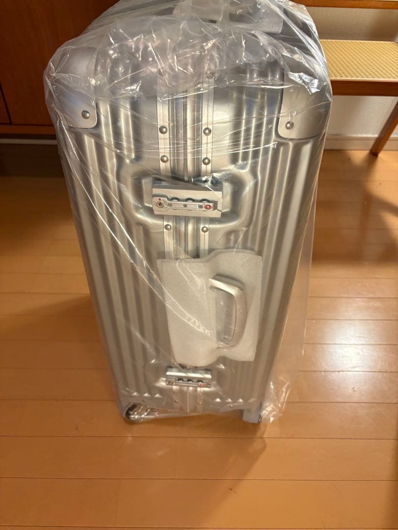 スーツケース キャリーケース アルミタイプ 軽量 収納 ロック ダイヤル式