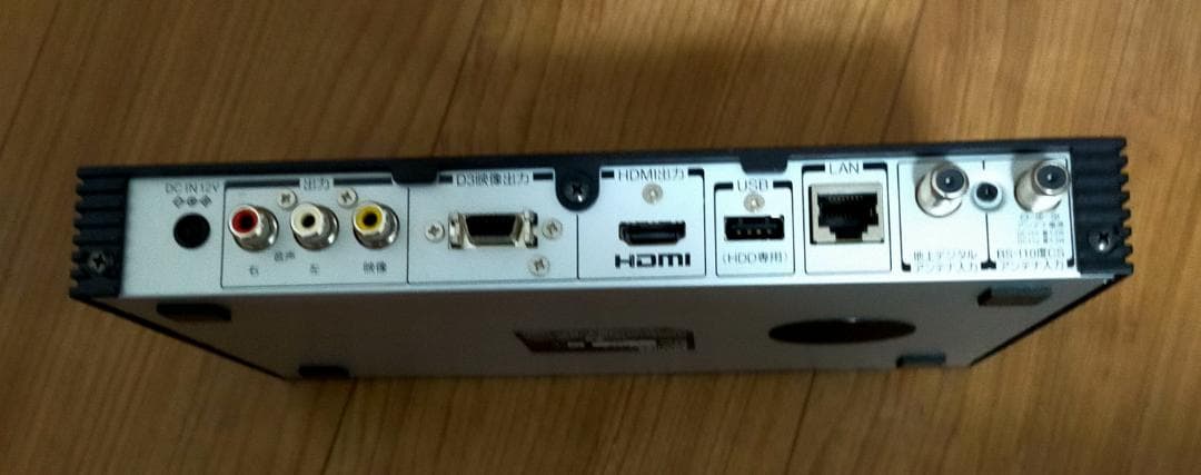 東芝 REGZA　デジタルチューナー D-TR1