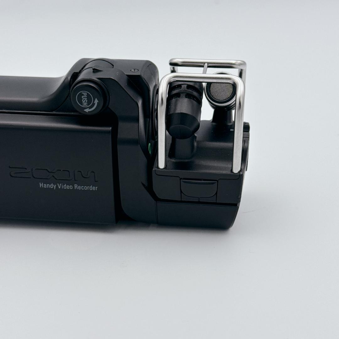 【極美品】ZOOM Q8 ズーム ハンディビデオレコーダー