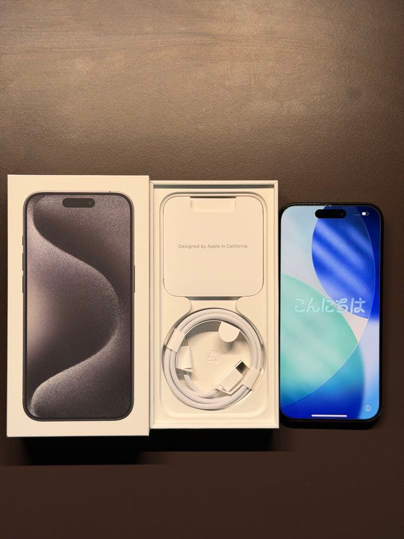 【美品】iPhone 15 Pro ブラックチタニウム256 GB SIMフリー