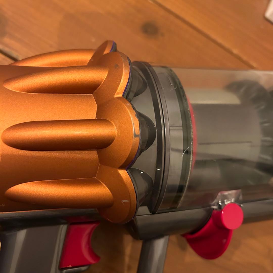 【美品】dyson digital slim fluffy☆クリーニング済み