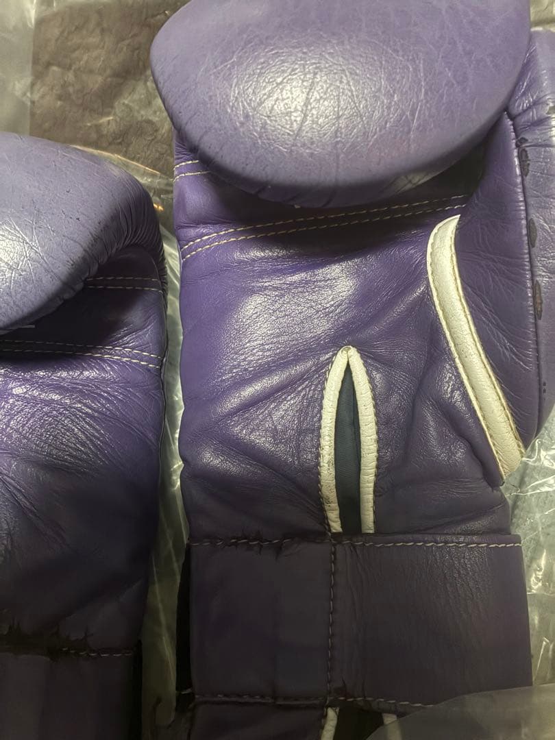 Winning ボクシンググローブ 14 oz 紫レアカラー