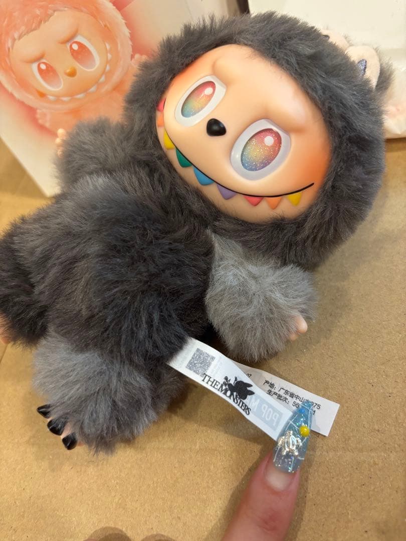 ラブブ シークレット LABUBU Big into Energy 正規品