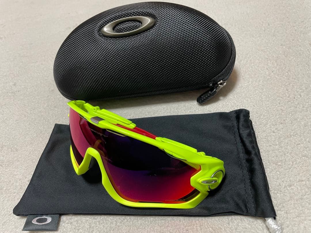 Oakley スポーツサングラス イエロー/レッド ジョウブレイカー