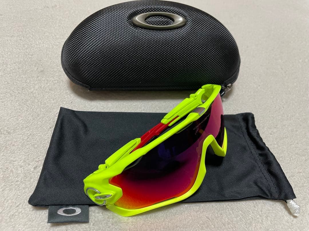 Oakley スポーツサングラス イエロー/レッド ジョウブレイカー