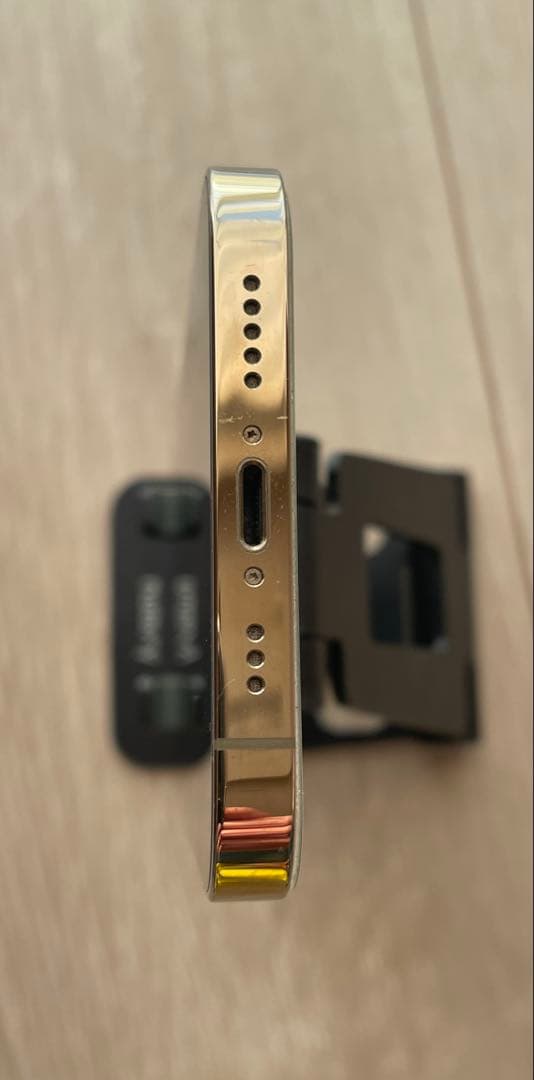 iPhone12Pro 512GB SIMフリー 82% 背面強化ガラスカバー付