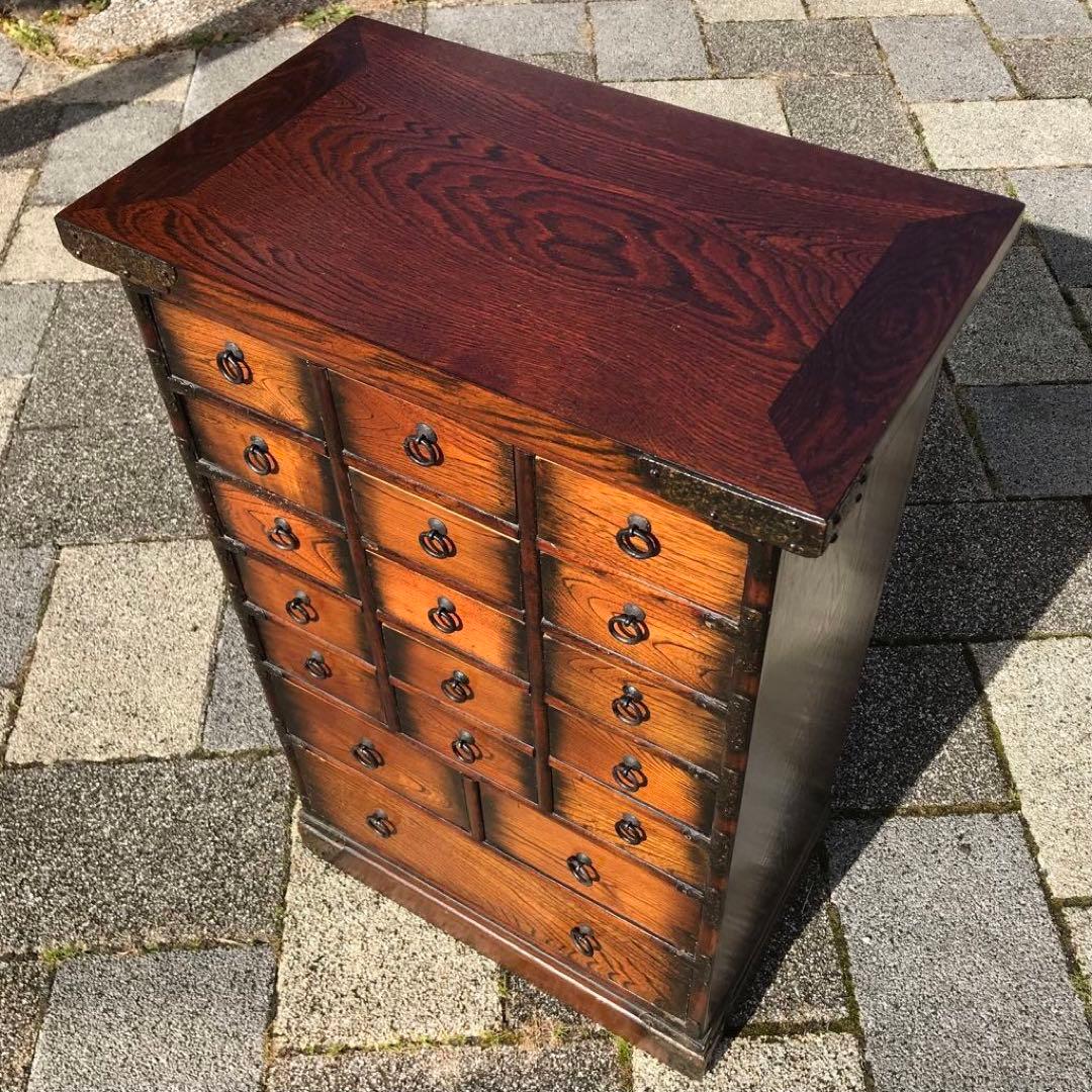 アンティーク日本伝統的な和風木製箪笥 薬箪笥18引き出し