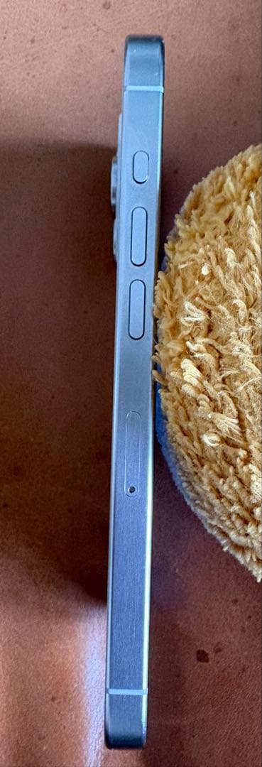 Apple iPhone 15 Pro 128GB ホワイトチタニウム