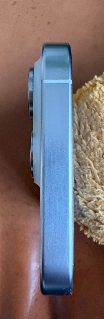 Apple iPhone 15 Pro 128GB ホワイトチタニウム